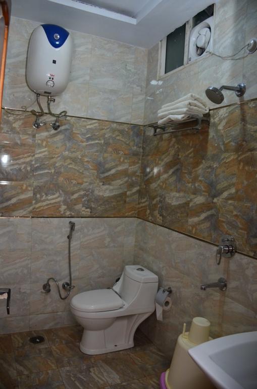 Hotel Basera Brij Bhoomi Vrindavan Exterior photo